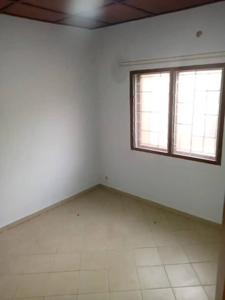  location à Cité houèyiho