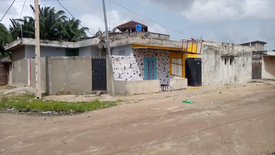  vente à Sèdégbé non loin du marché