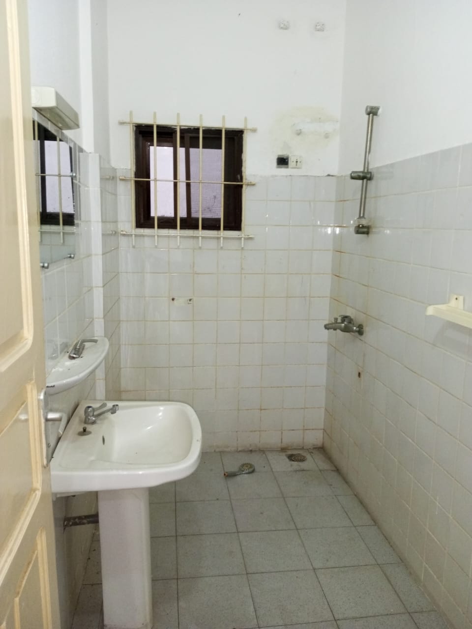  location à CITE HOUEYIHO