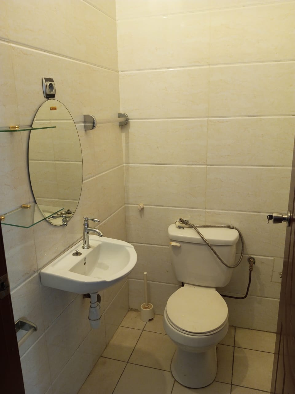  location à CITE HOUEYIHO