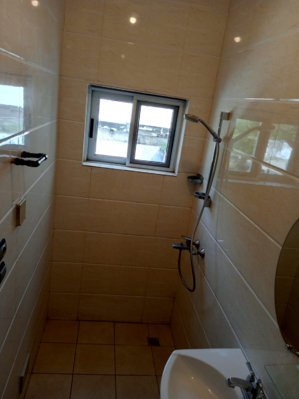  location à CITE HOUEYIHO