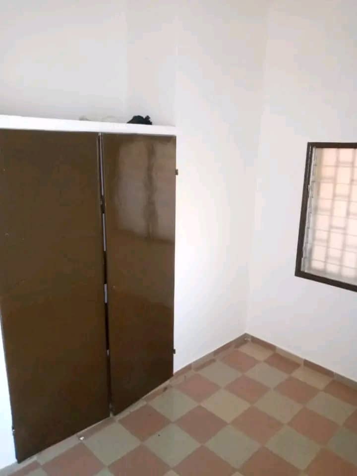  location à cité houéyiho