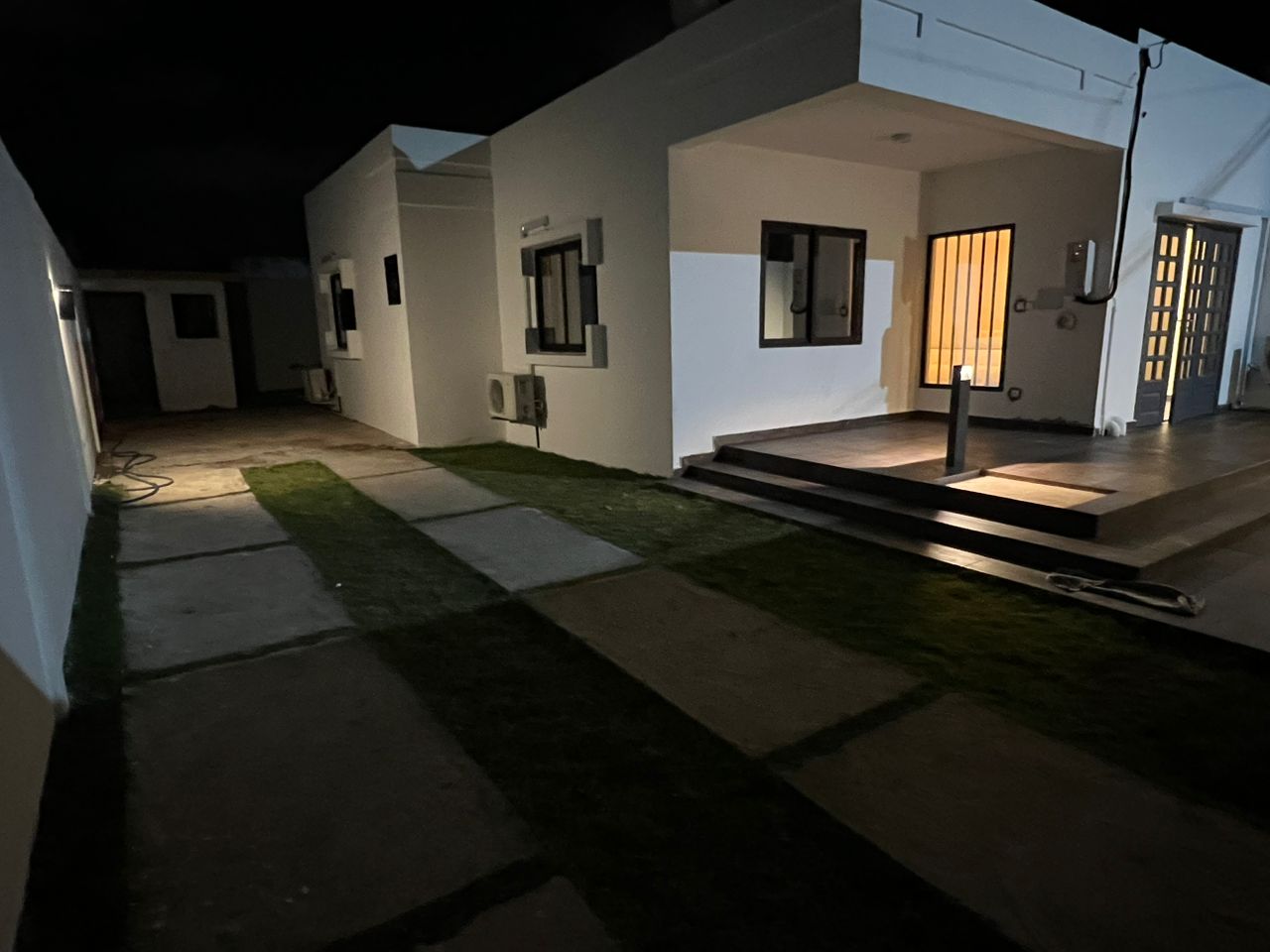  location à cite houéyiho