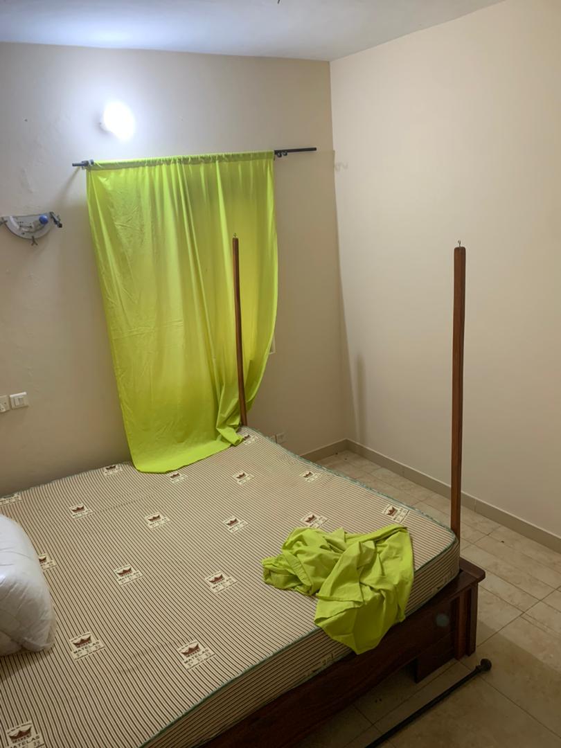  location à CITE HOUEYIHO allés des flamboyants