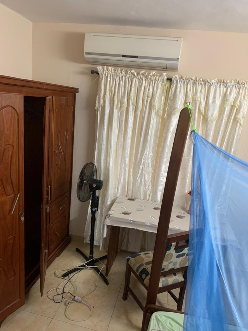  location à CITE HOUEYIHO allés des flamboyants