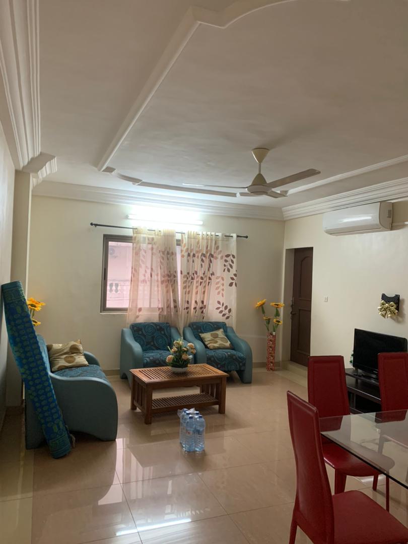  location à CITE HOUEYIHO allés des flamboyants